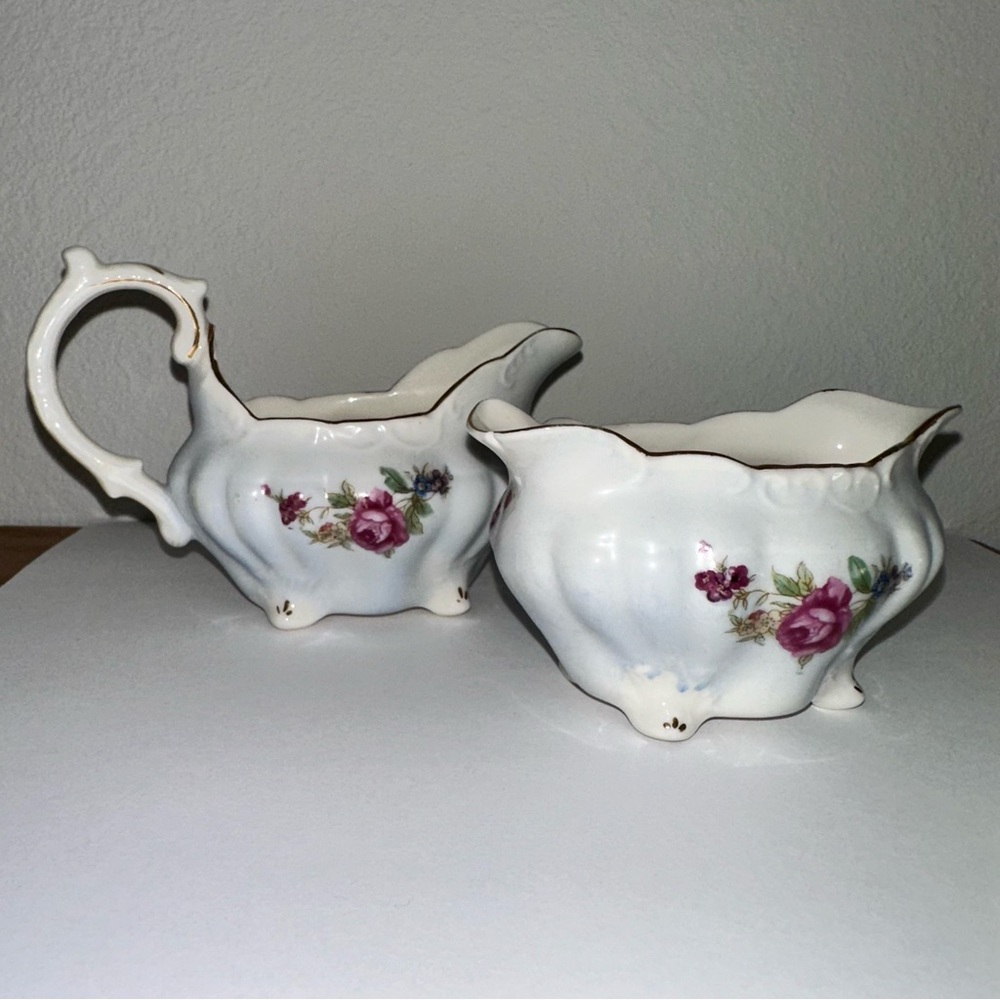 Floral Cream and Sugar Set vintage from the 1950s